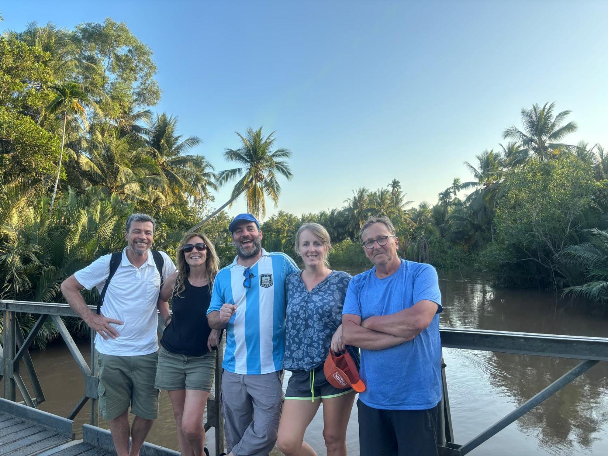 Homestay Bentre Coco Lodge Ben Tre Bagian luar foto